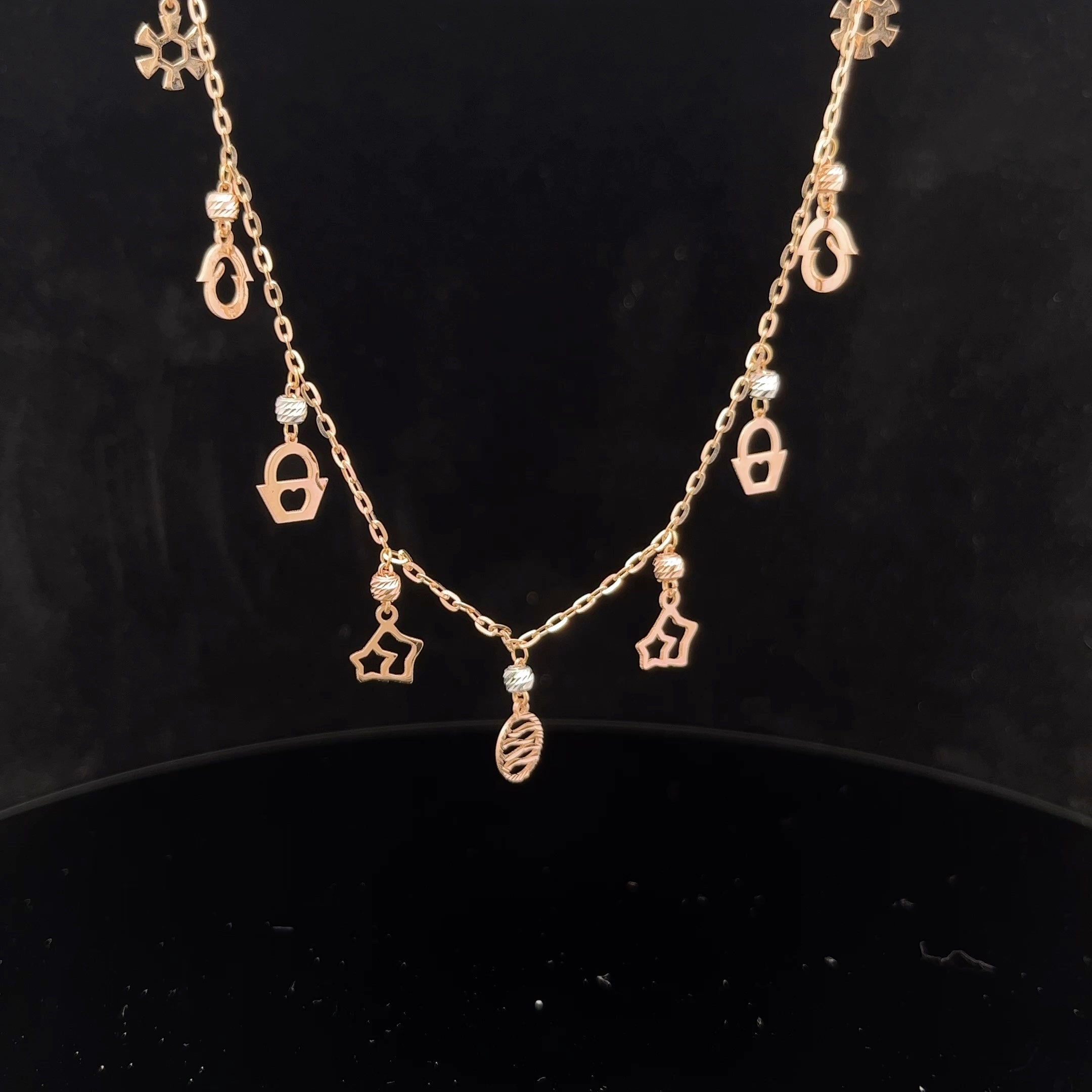 Amyra Gold Chain
