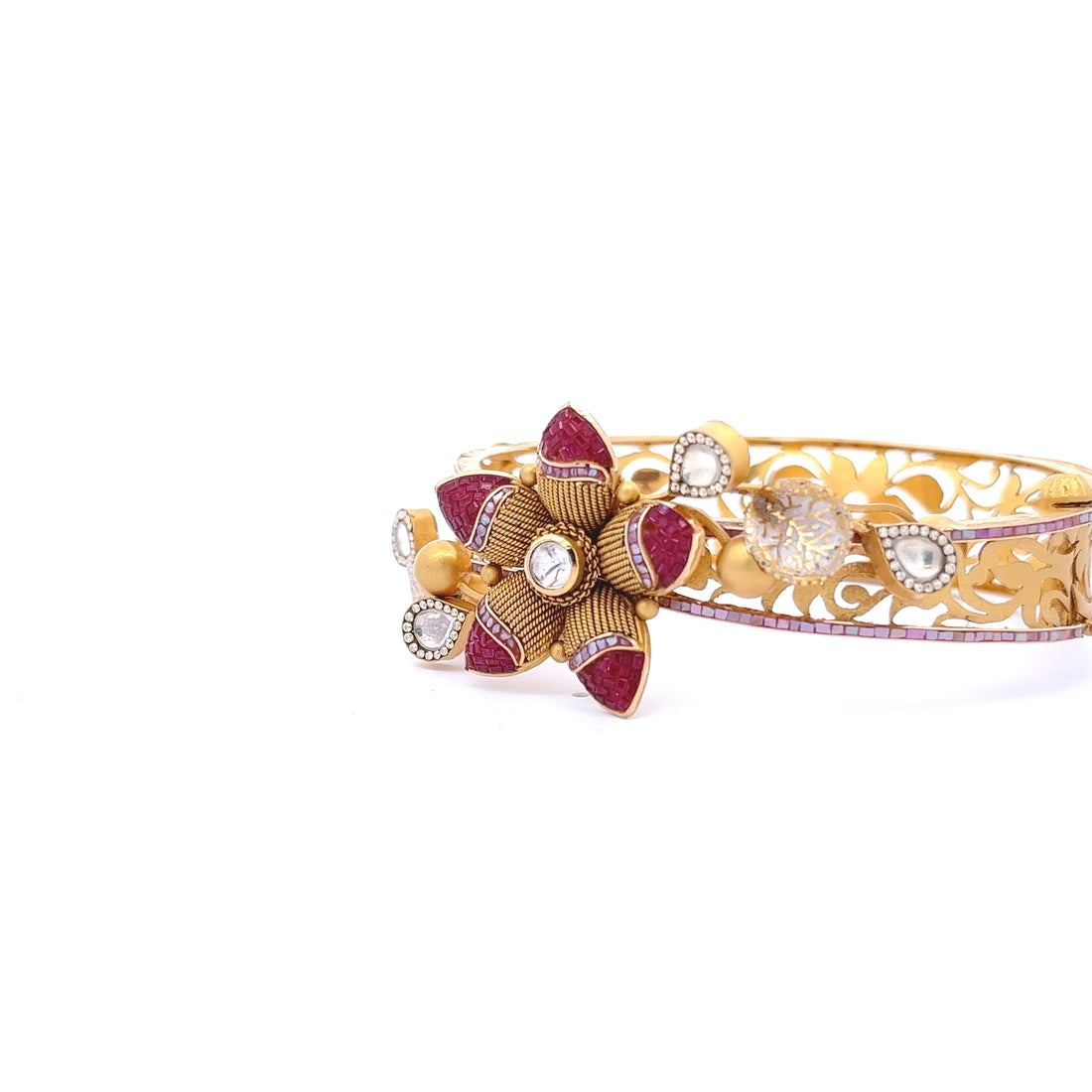 Kiara Gold Kada