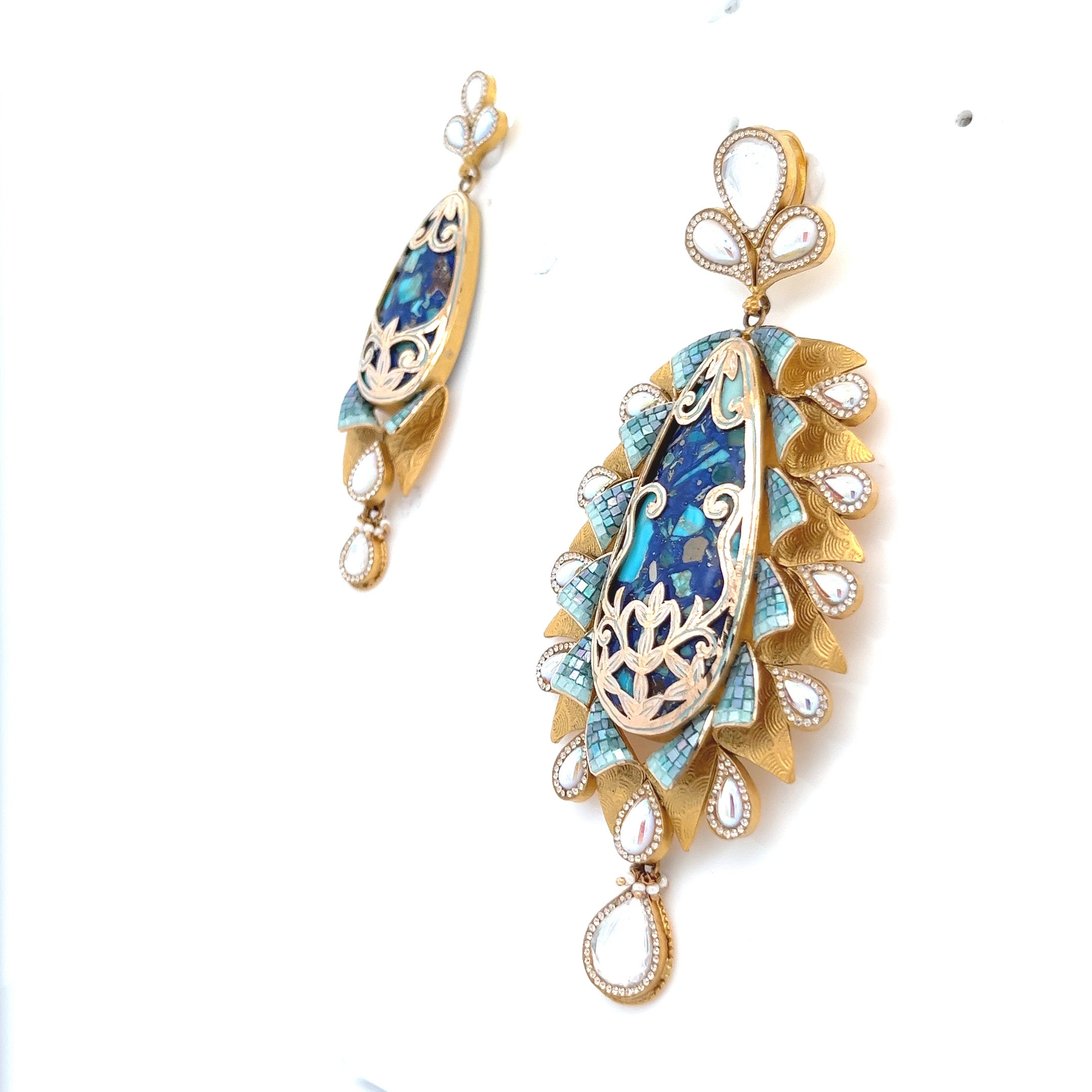 Kaveri Gold Pendant Set