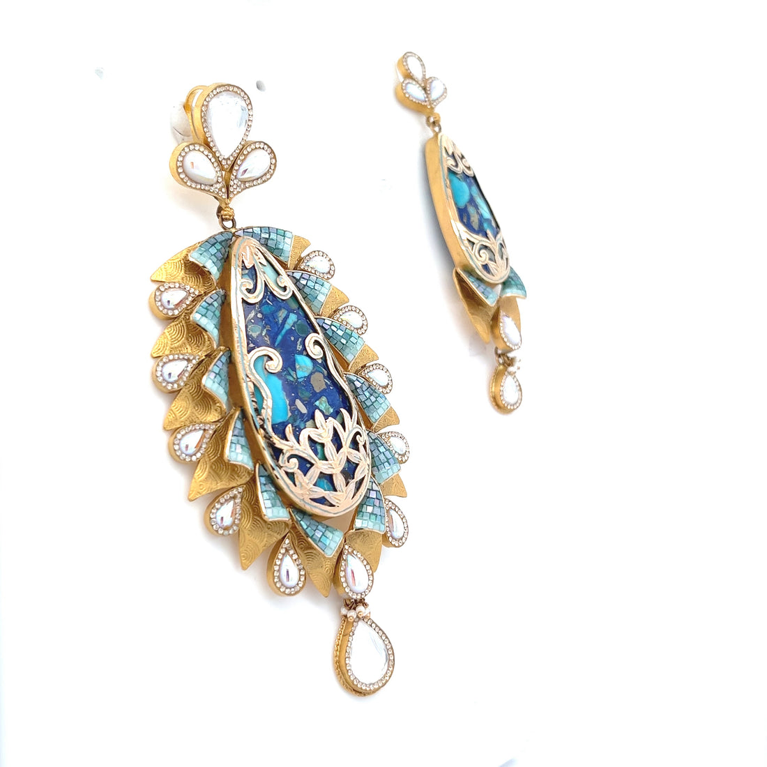 Kaveri Gold Pendant Set