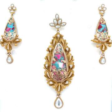 Jiya Gold Pendant Set