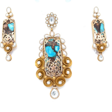 Bhumi Gold Pendant Set