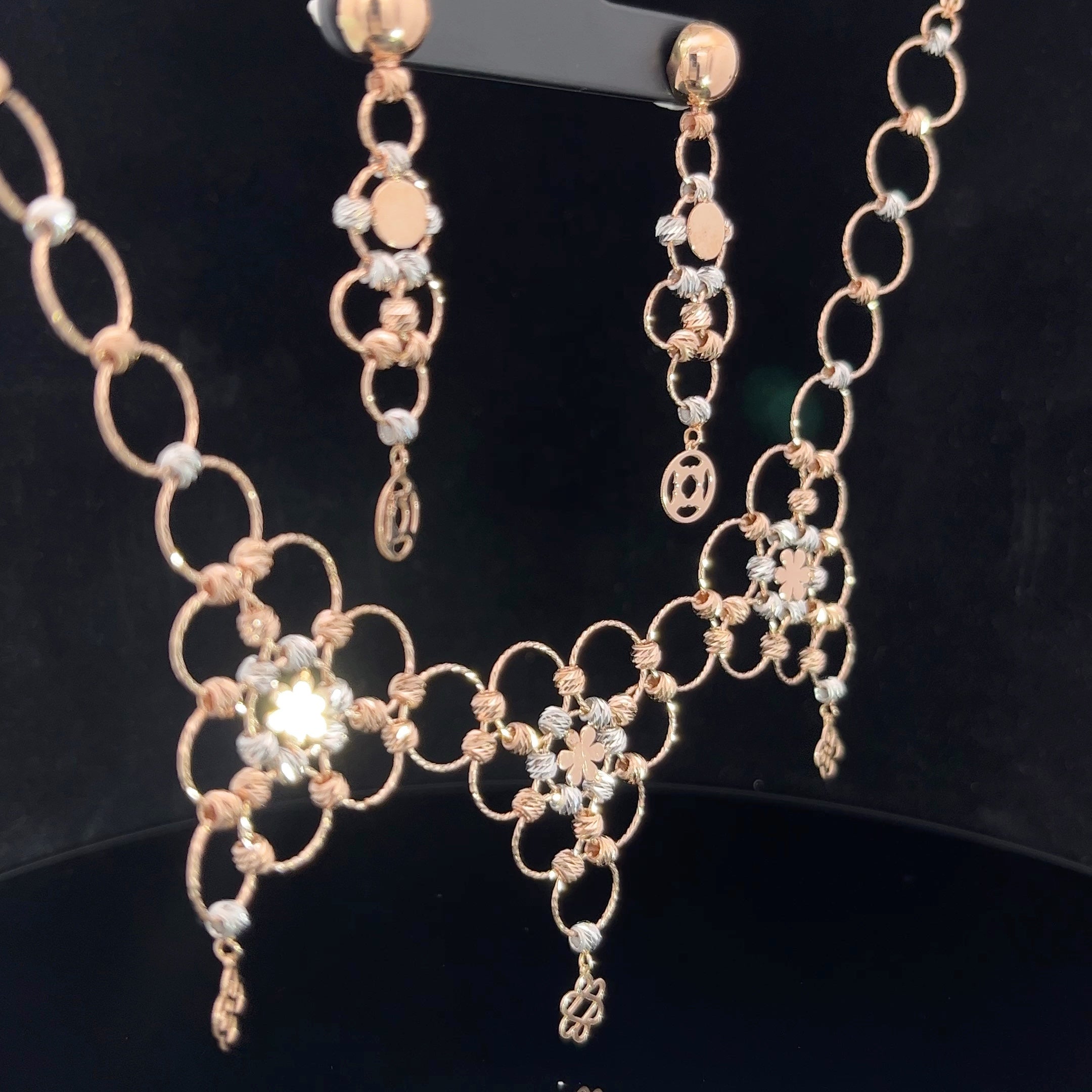 Eila Gold Necklace Sets