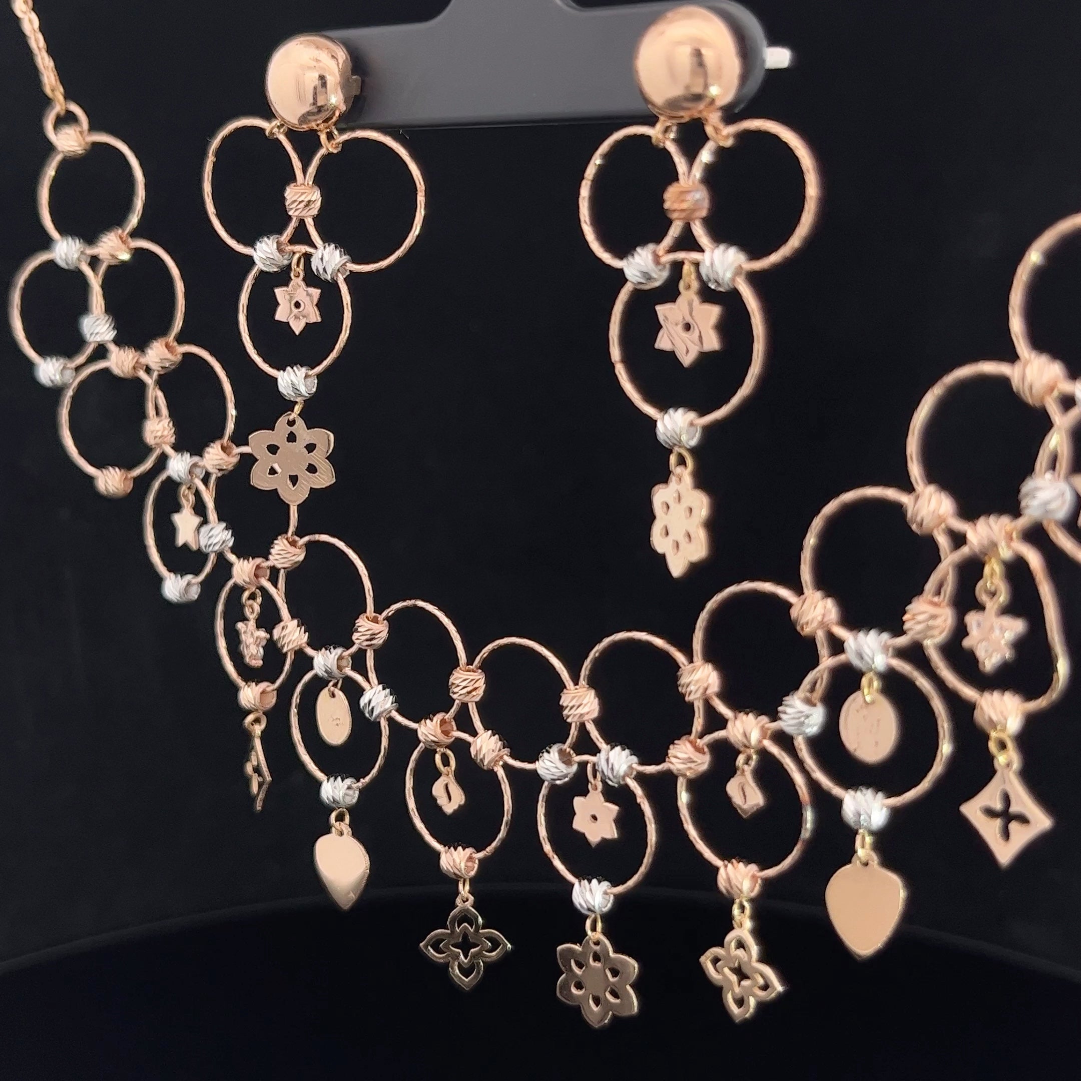 Hiya Gold Necklace Sets