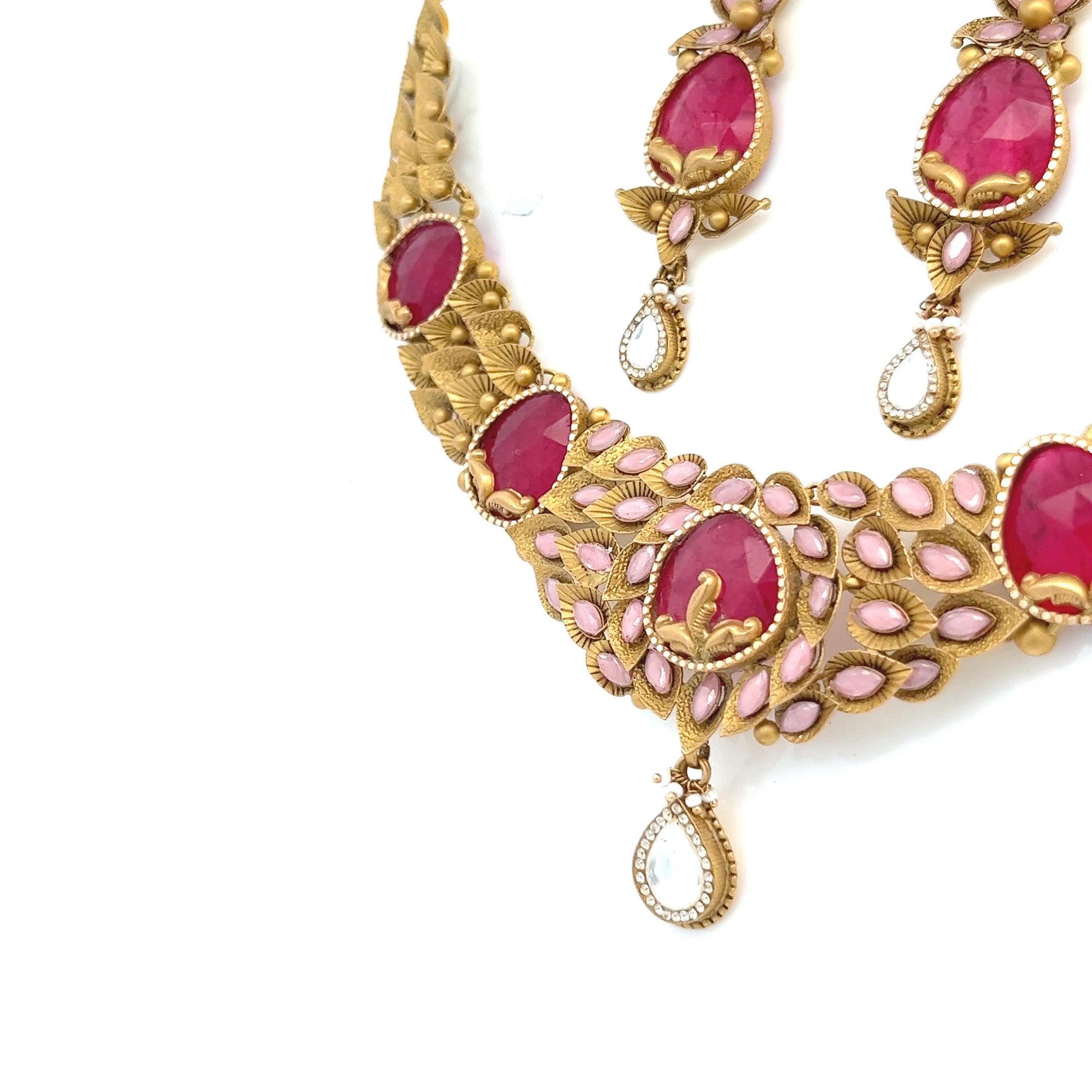 Jaya Gold Necklace Set
