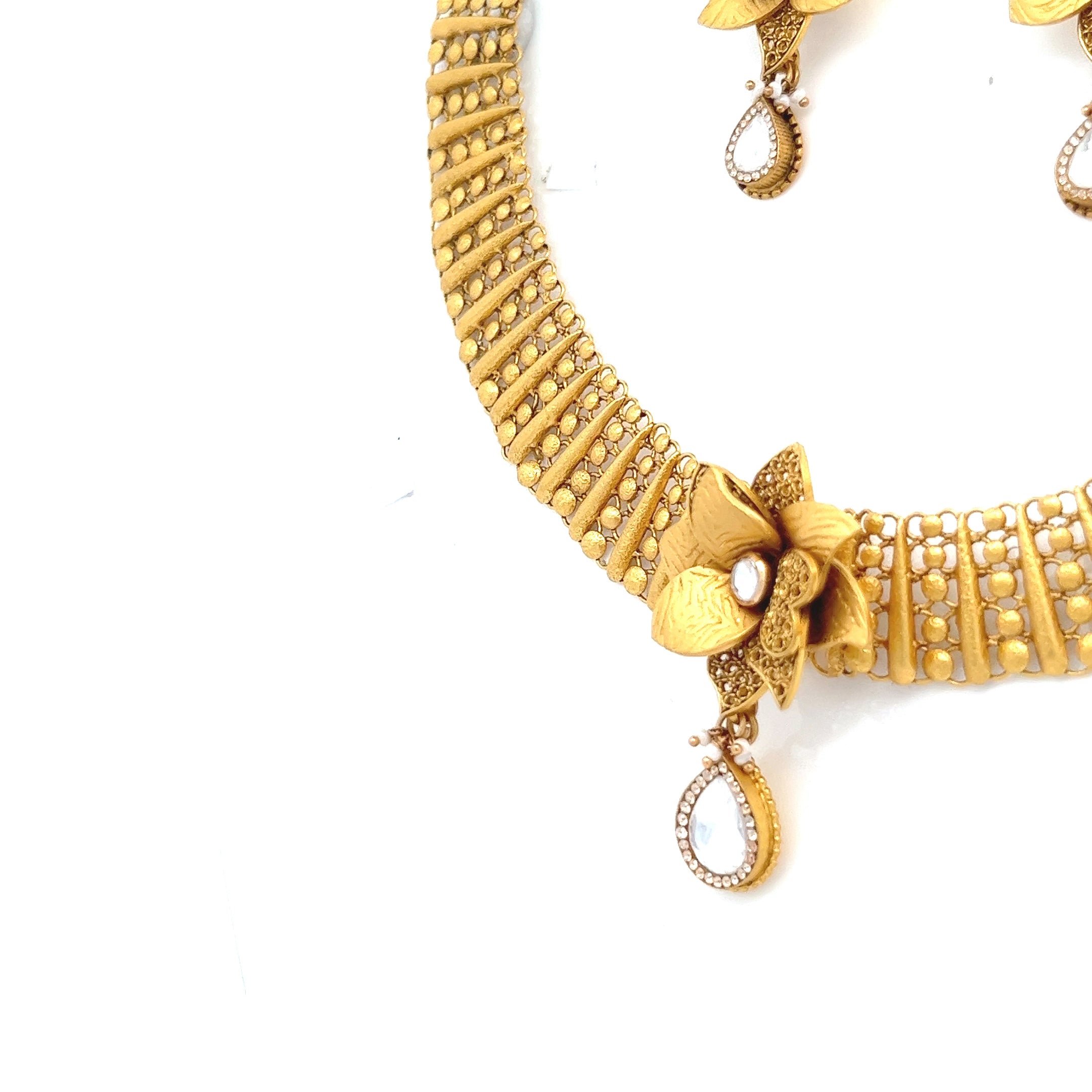 Mira Gold Necklace Set