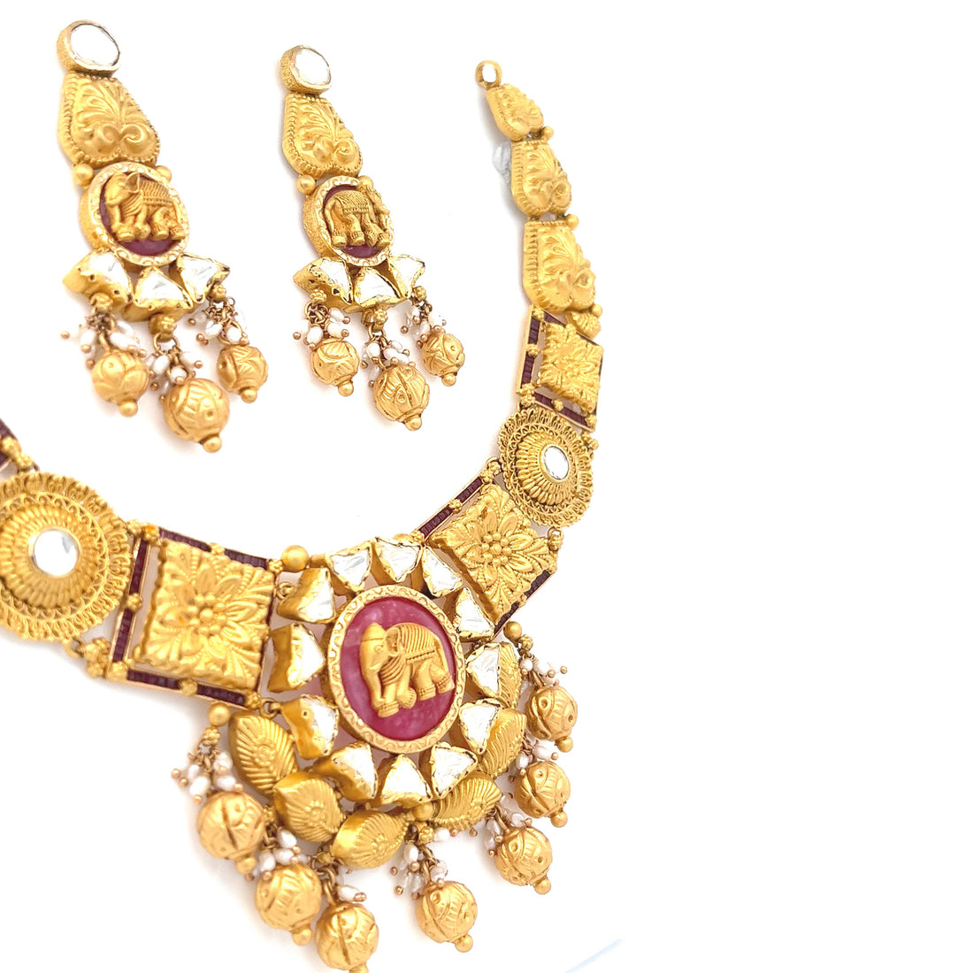 Kajal Gold Necklace Set