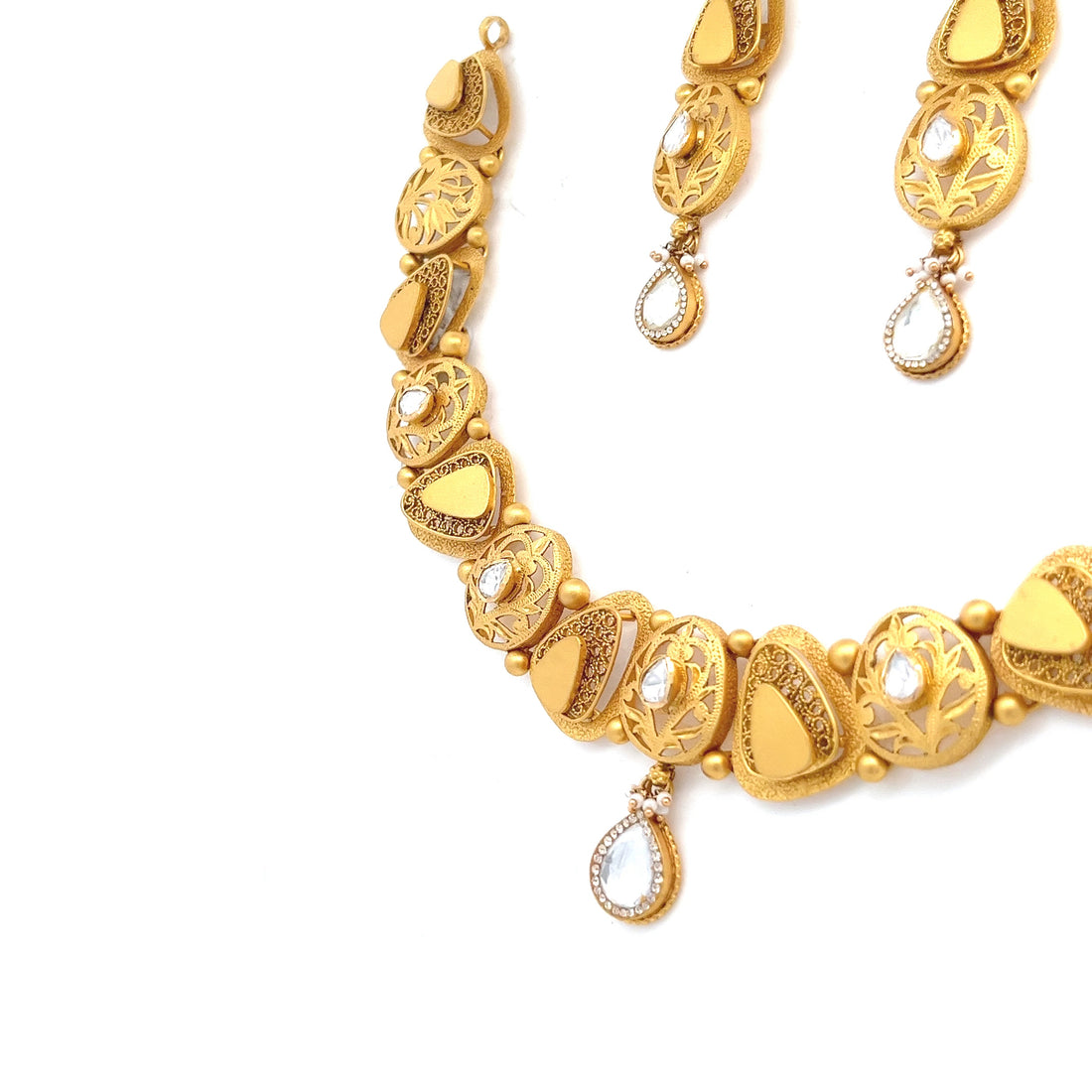 Shanti Gold Necklace Set