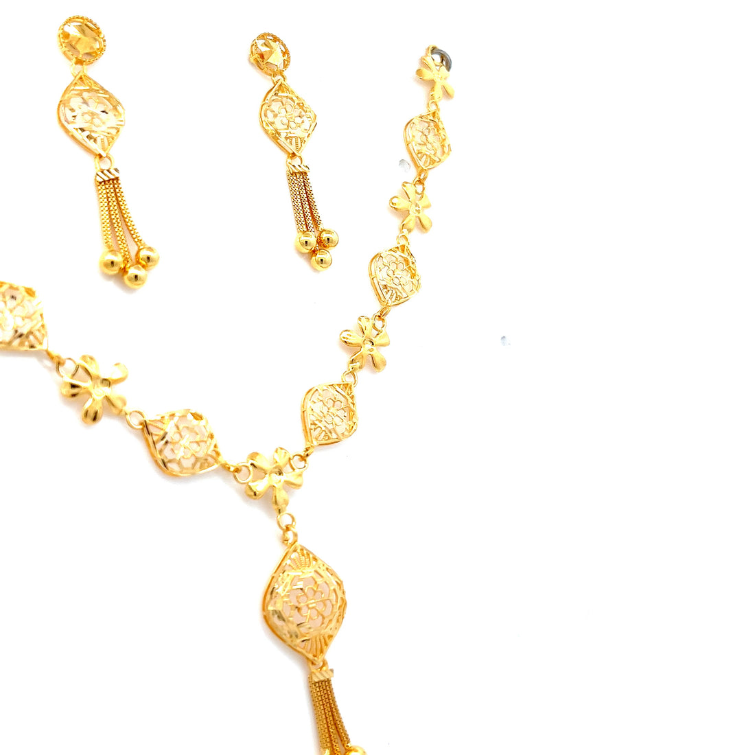 Liya Gold Necklace