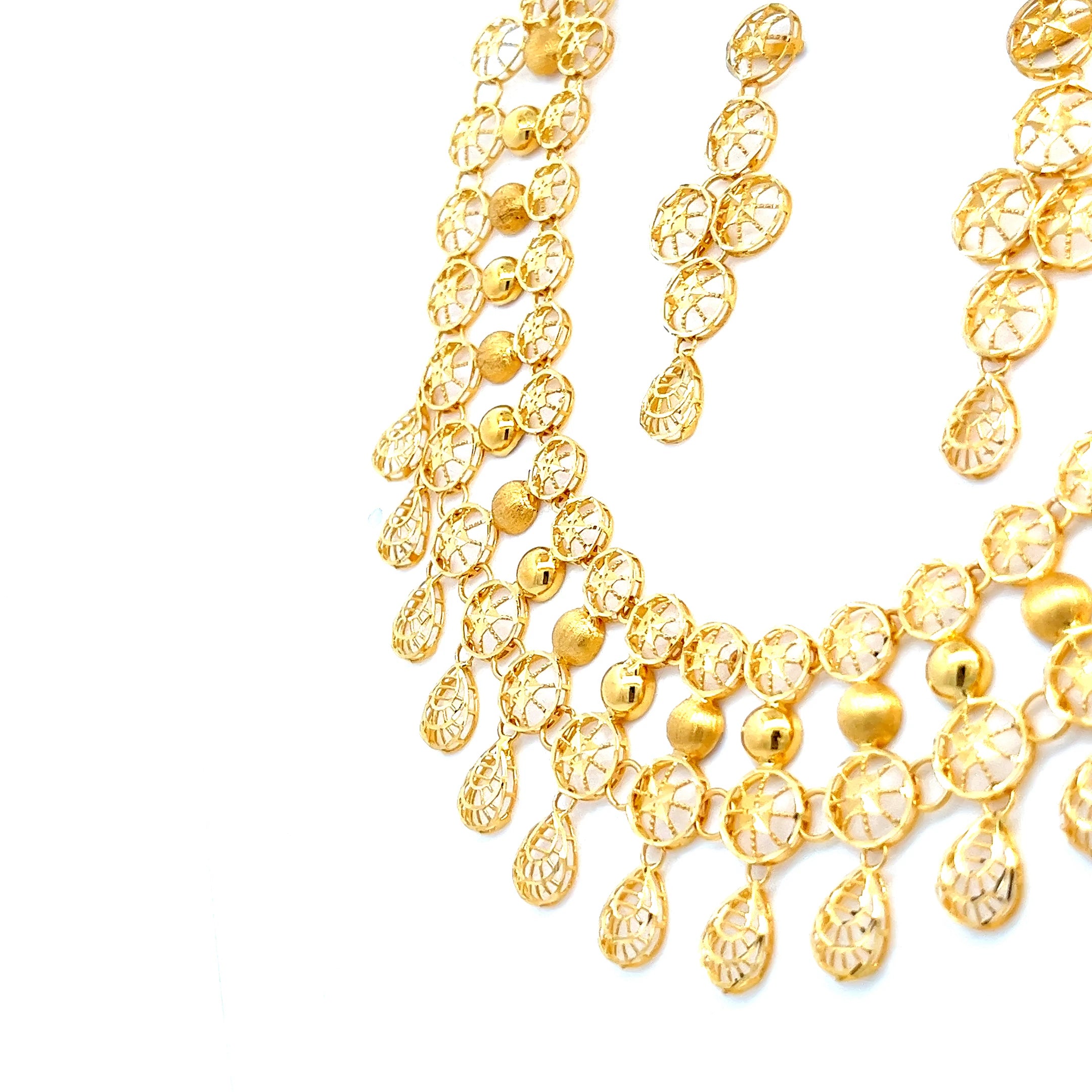 Omi Gold Necklace