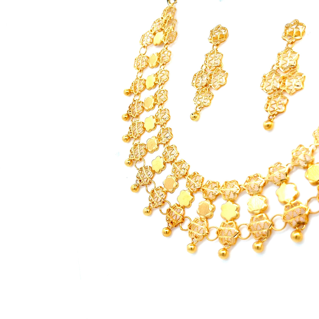Ria Gold Necklace