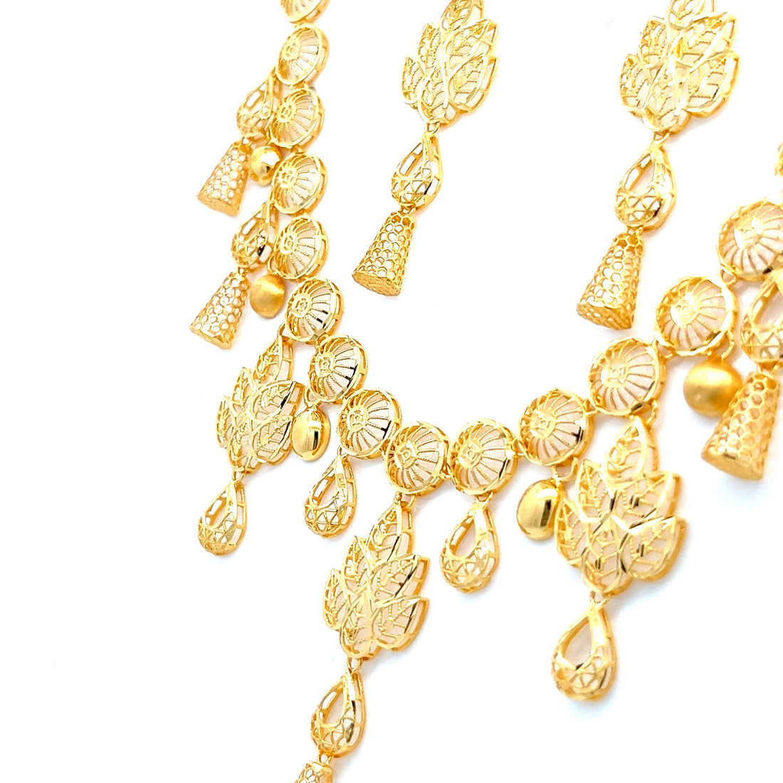 Ravya Gold Necklace