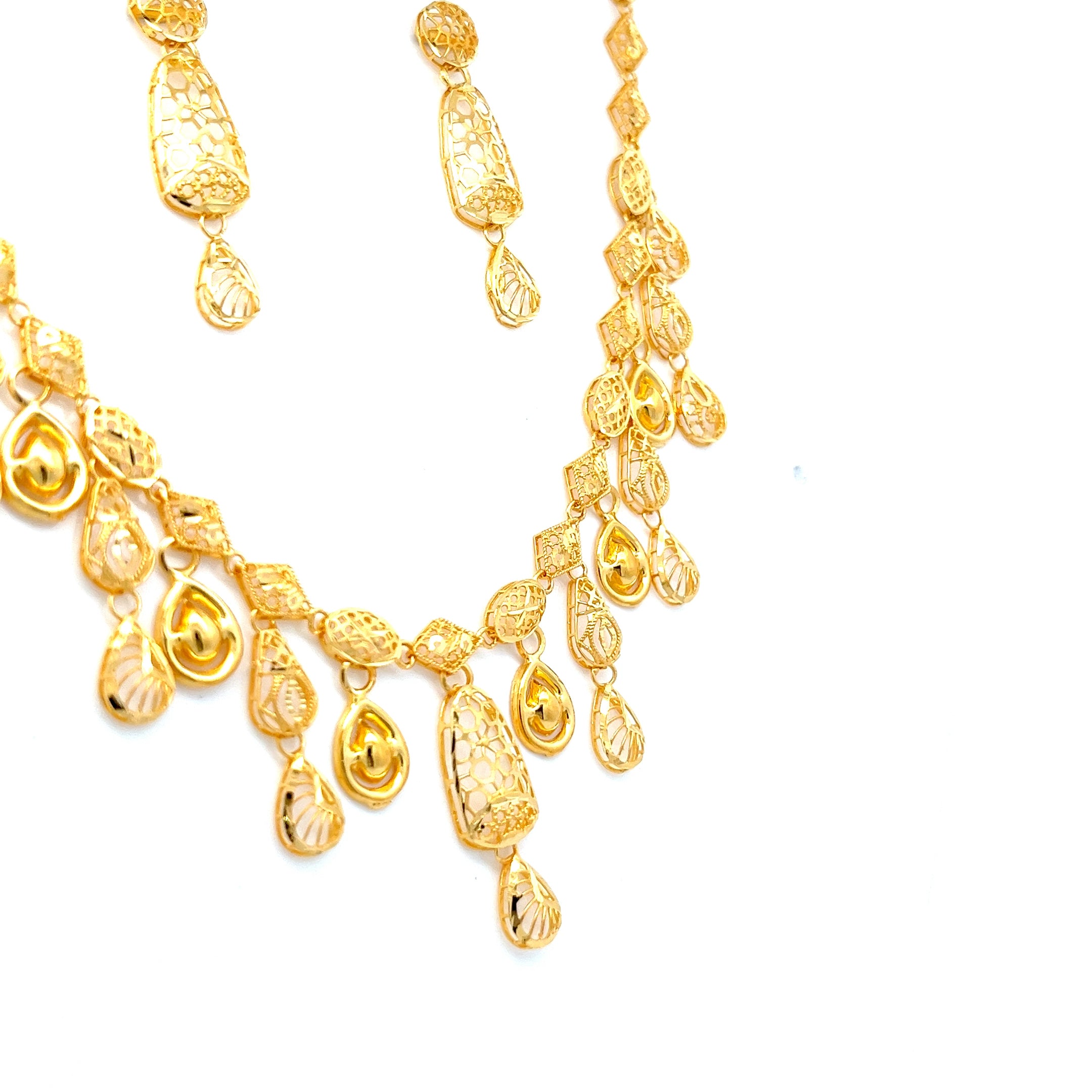 Aayra Gold Necklace