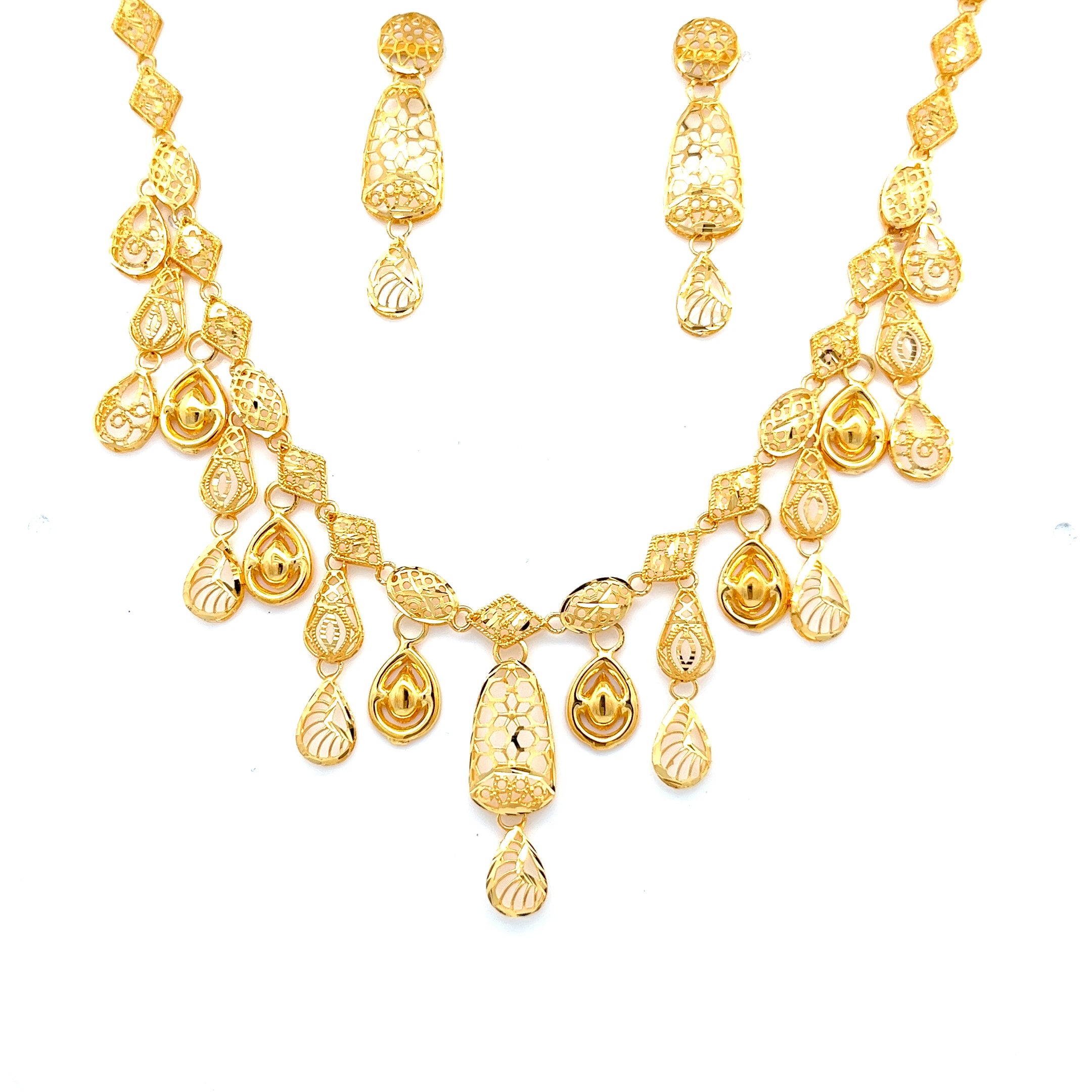 Aayra Gold Necklace