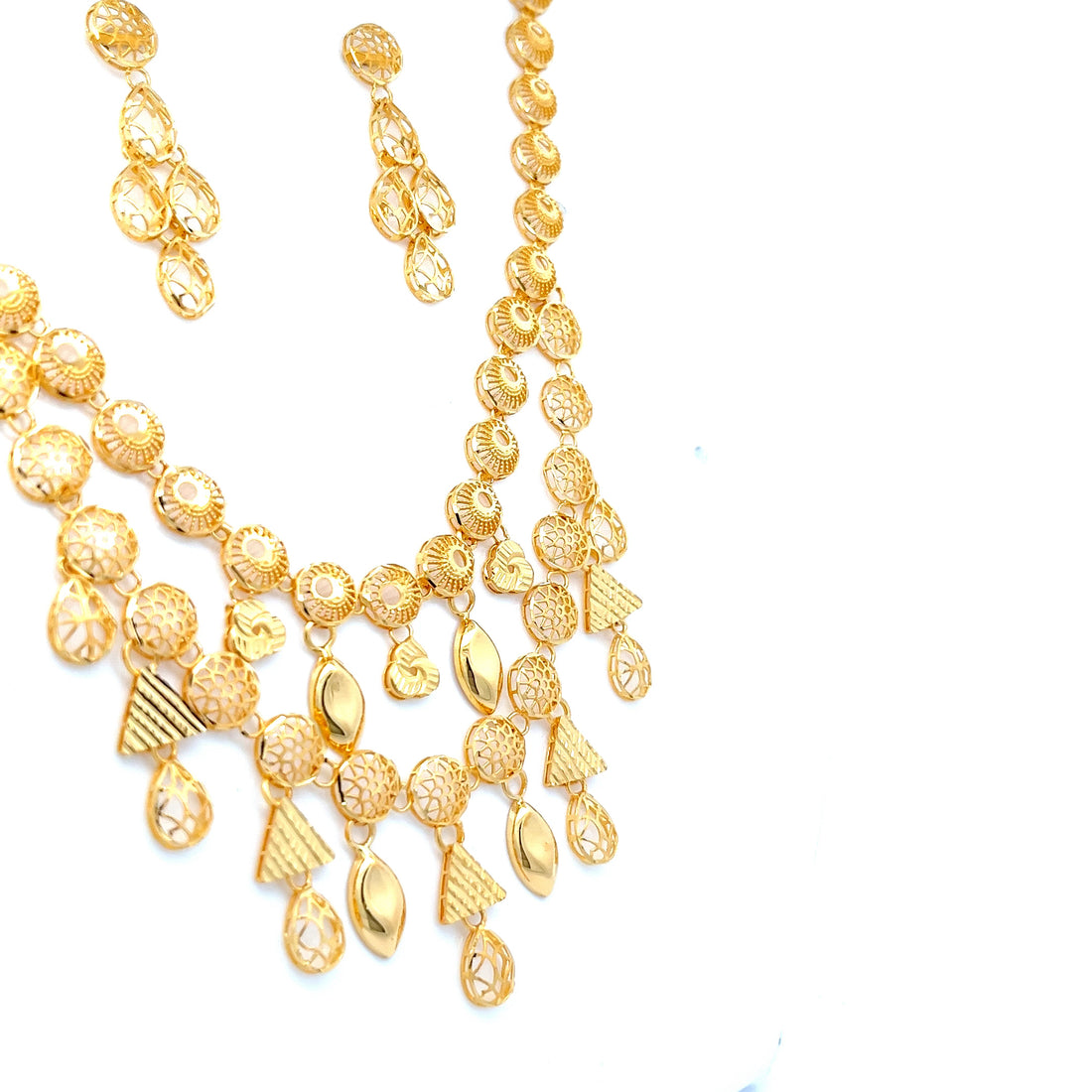 Aavya Gold Necklace