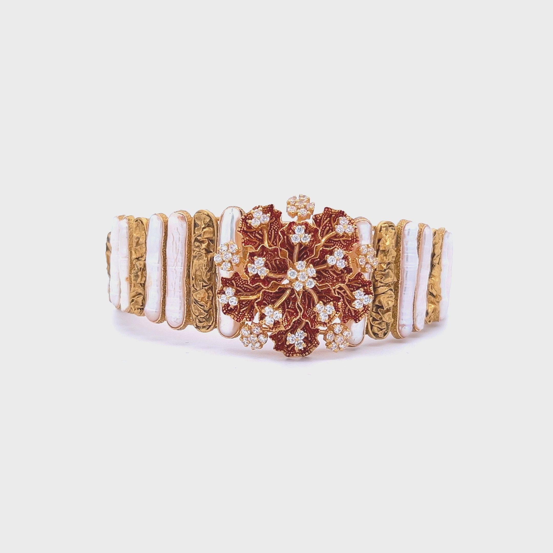 Aditi Gold Kada