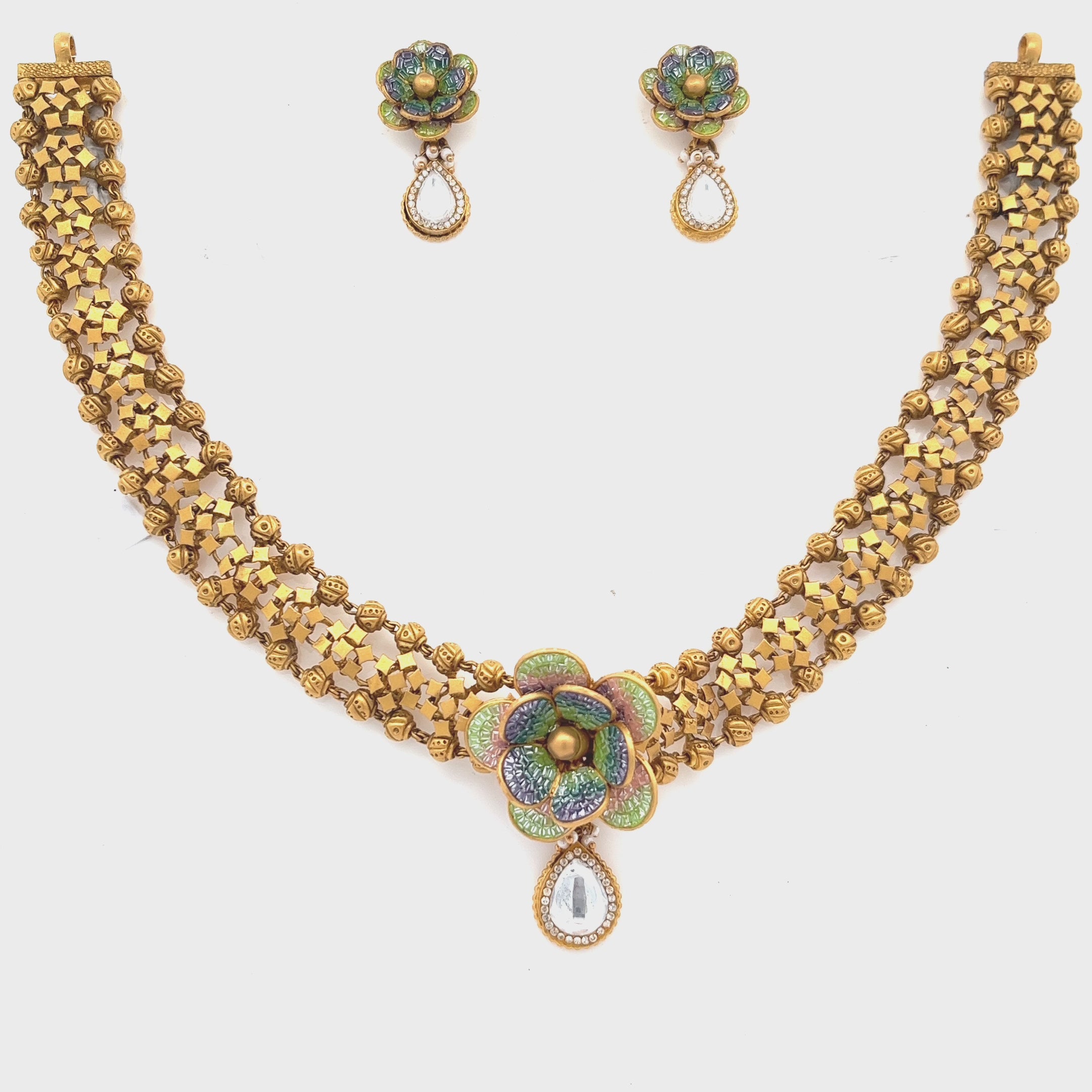 Sitara Gold Necklace Set