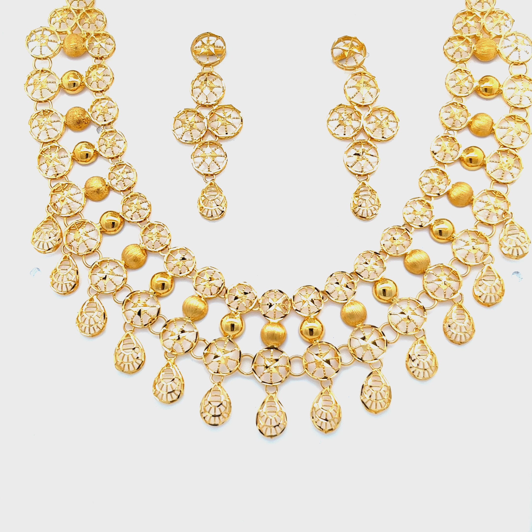Omi Gold Necklace